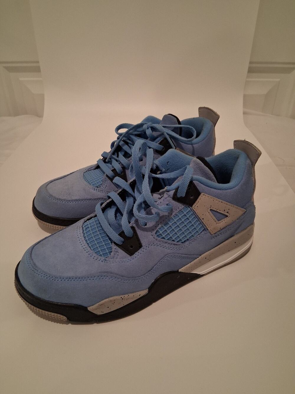 Nike Air Jordan 4 Retro PS University Blue Size 3Y BQ7669-400 No Insoles